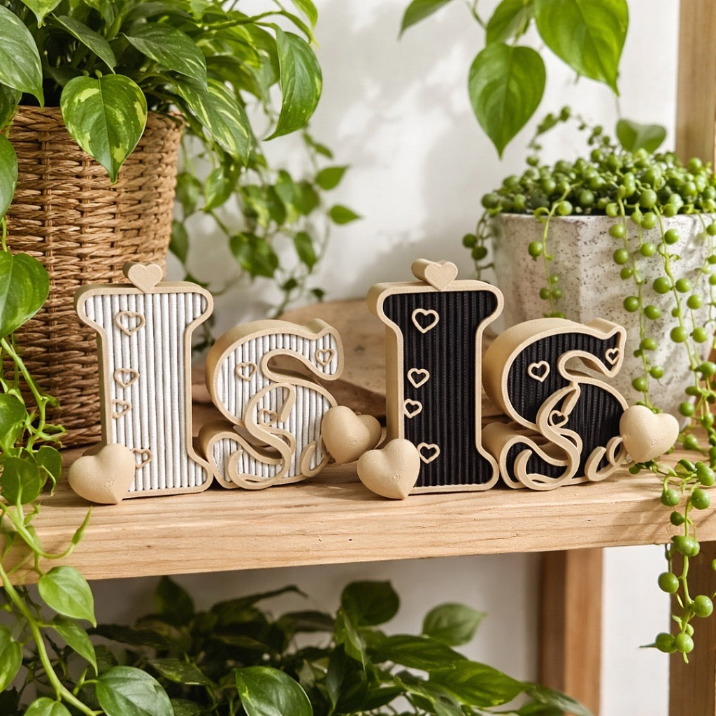 💛 „IS So“ – moderner 3D Schriftzug mit Herz 💛
