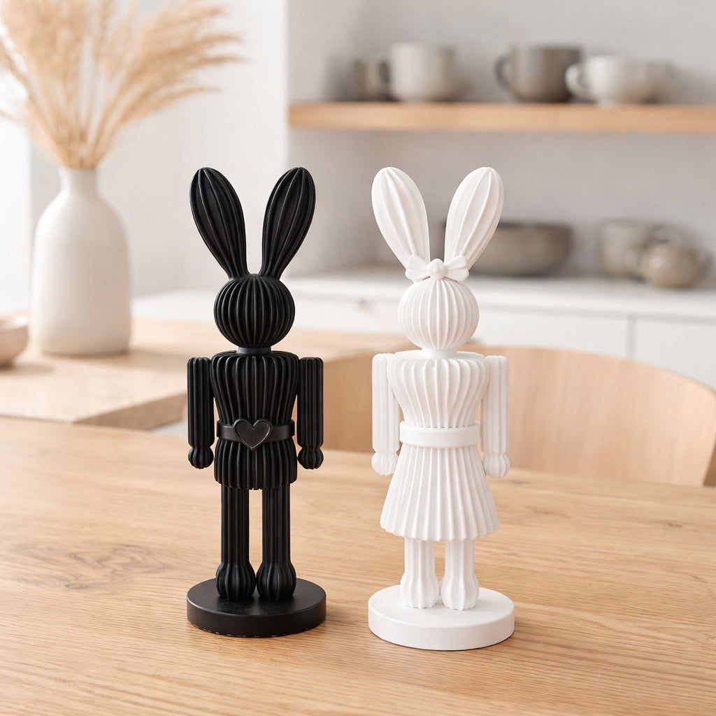 ✨ Sir & Lady Mümmel – stilvolle Osterhasen im Nussknacker Design ✨
