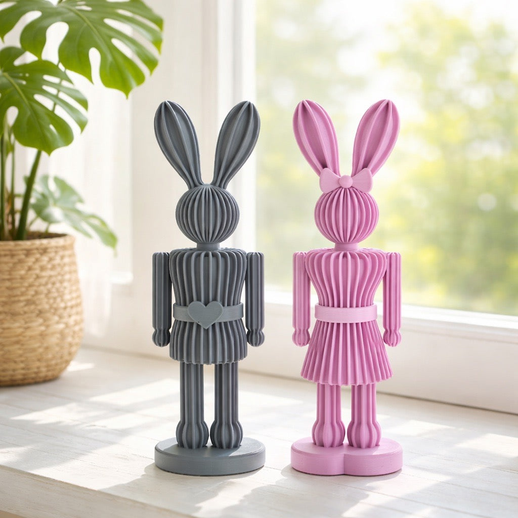 ✨ Sir & Lady Mümmel – stilvolle Osterhasen im Nussknacker Design ✨
